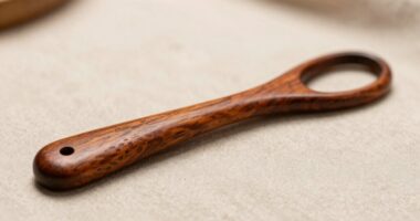 Senior-Schuhlöffel zur Unterstützung
